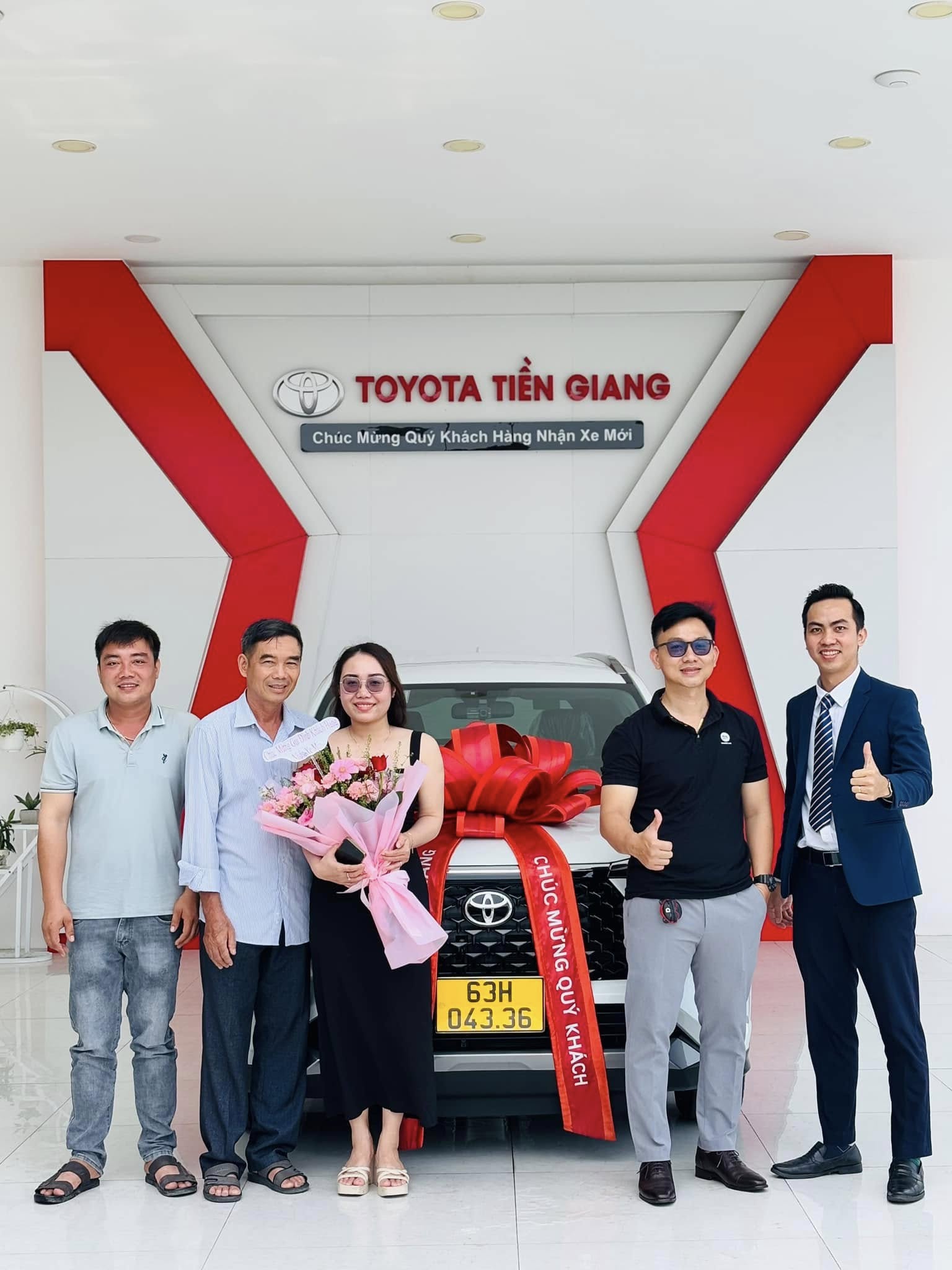 Slide ảnh giao xe ở trang chủ
